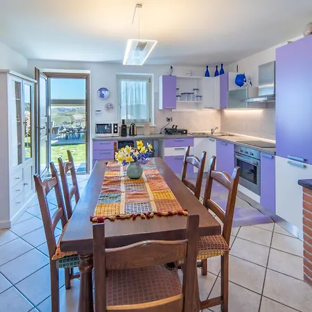 A Casa Di Beppe A Monforte Dalba Prázdninový dům